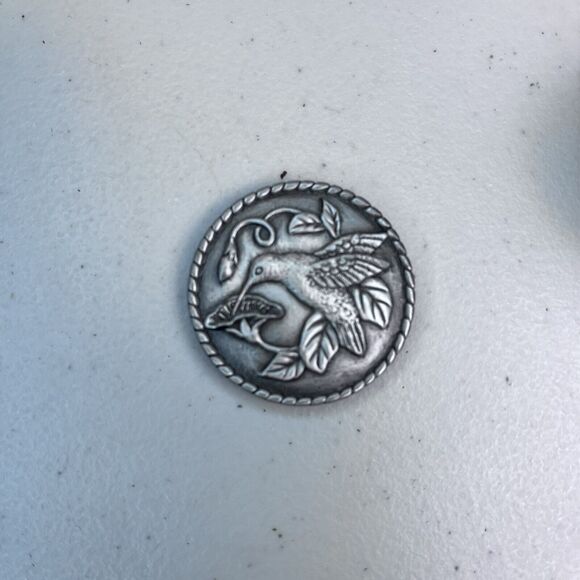 Vintage Pewter Hummingbird Embossed Postage Stamp Roll Holder Dispenser 2" - Picture 11 of 12